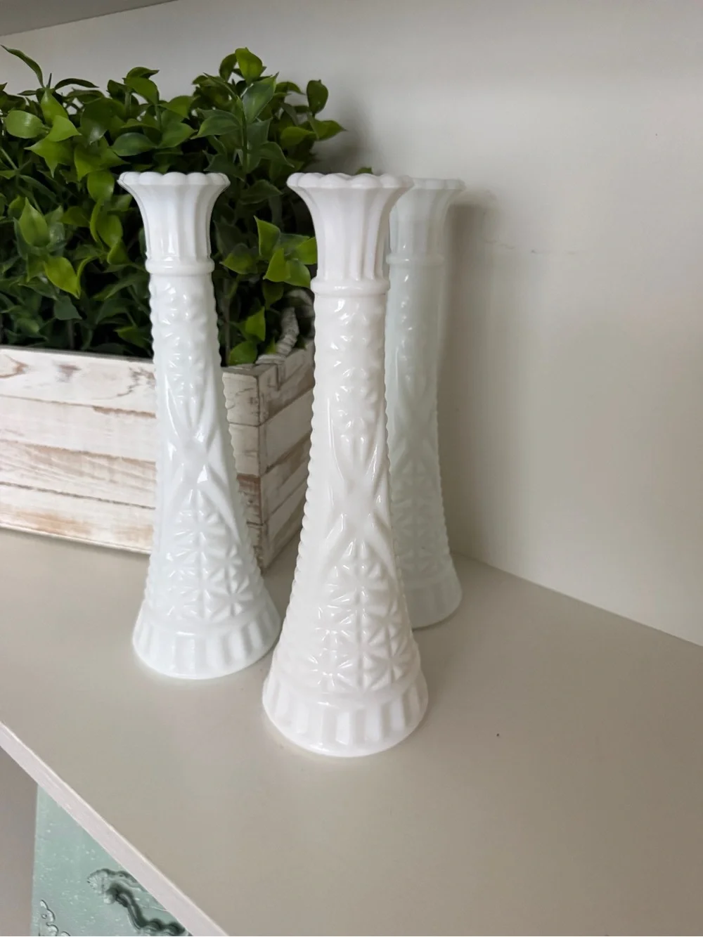 Vintage White Milk Glass Bud Vases Set of 3 Starburst Scalloped 9.5”